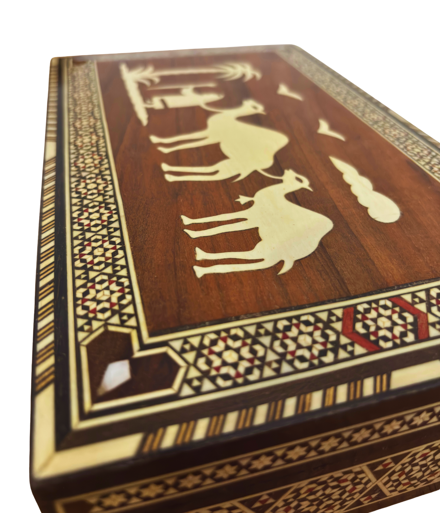 Rara Caja de Mosaico Camello Vintage 1970 – Arte Oriental Damasceno Hecho a Mano con Incrustación de Perla
