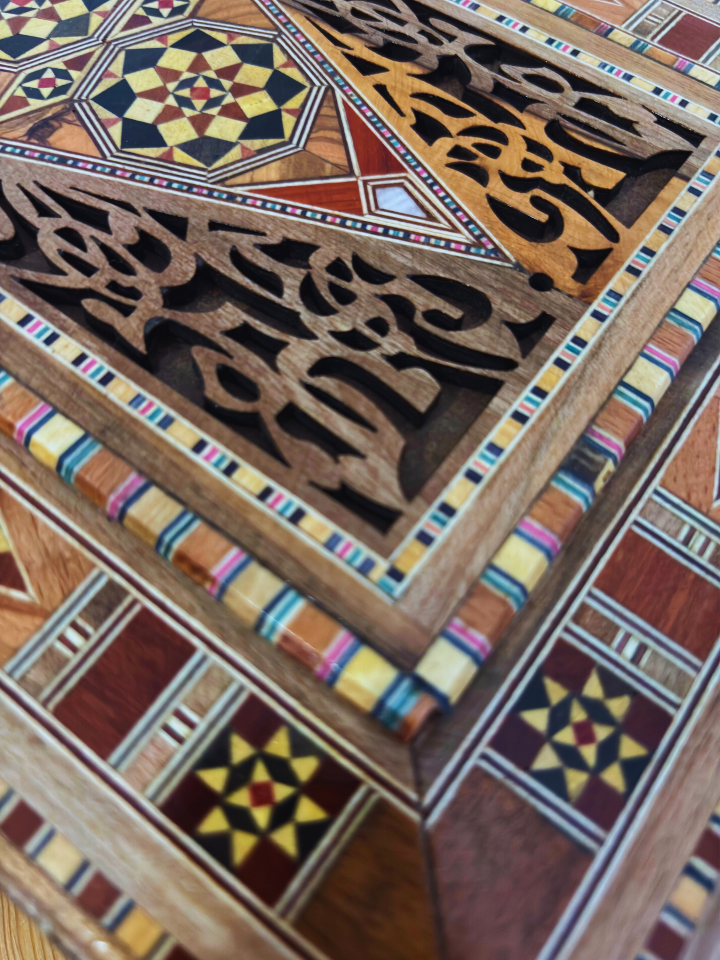 Elegante caja grande de mosaico – Cofre de madera hecho a mano para joyas y recuerdos con forro de terciopelo