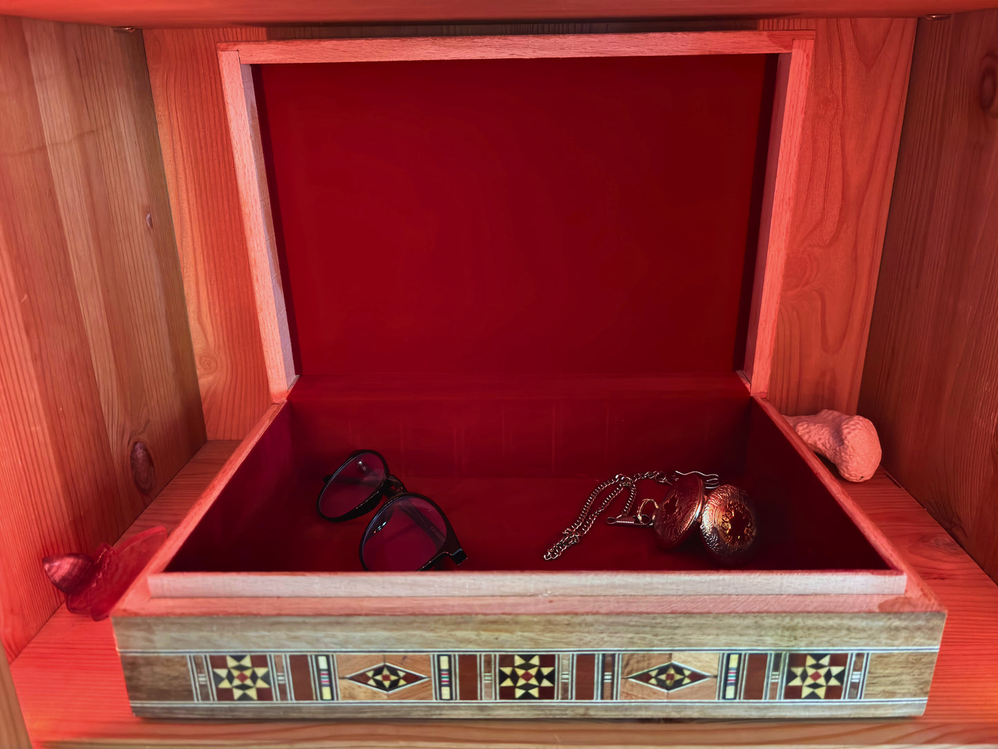 Elegante caja grande de mosaico – Cofre de madera hecho a mano para joyas y recuerdos con forro de terciopelo