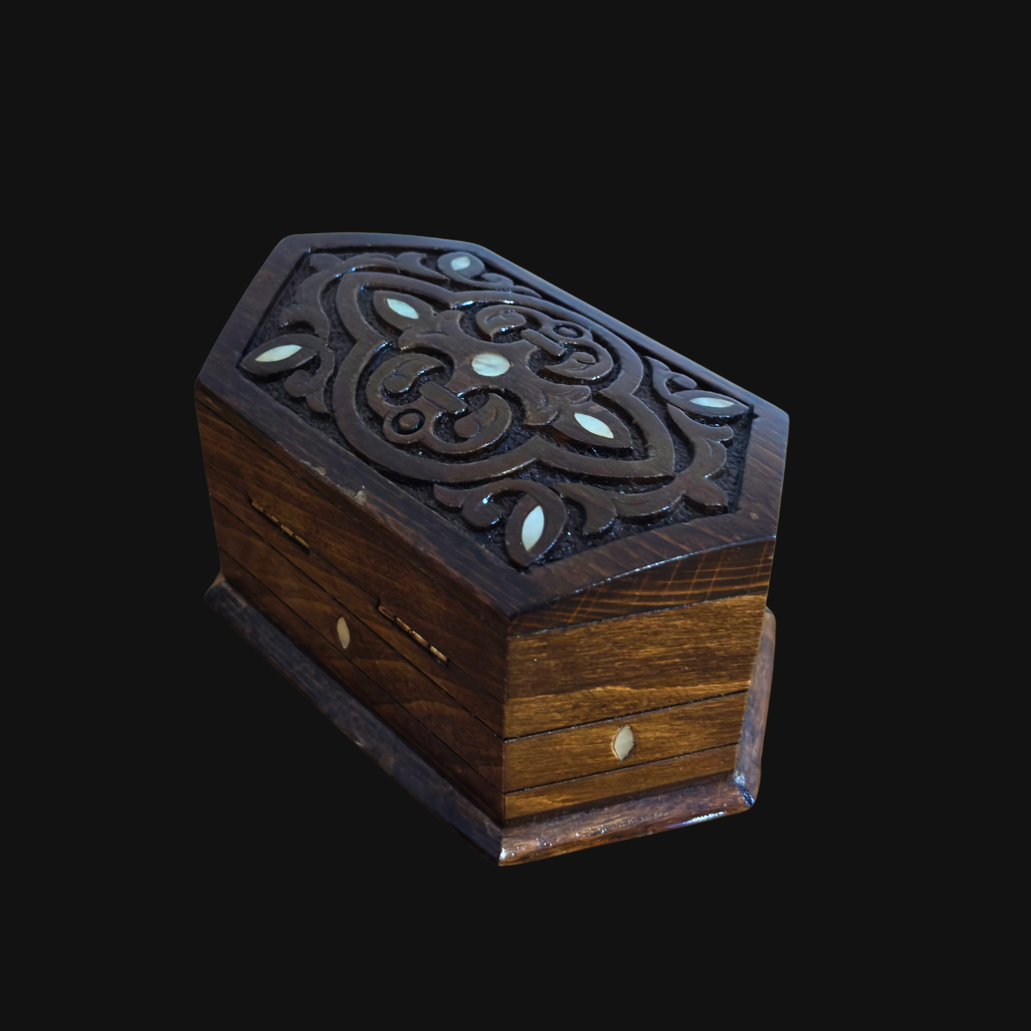 Caja de Madera de Haya Tallada a Mano con Nácar y Forro de Terciopelo – Diseño Oriental Atemporal