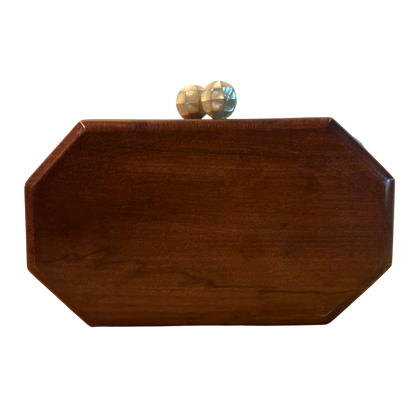 Jouri – Bolso Damasquino de Lujo con Nácar Floral y Cadena de Perlas