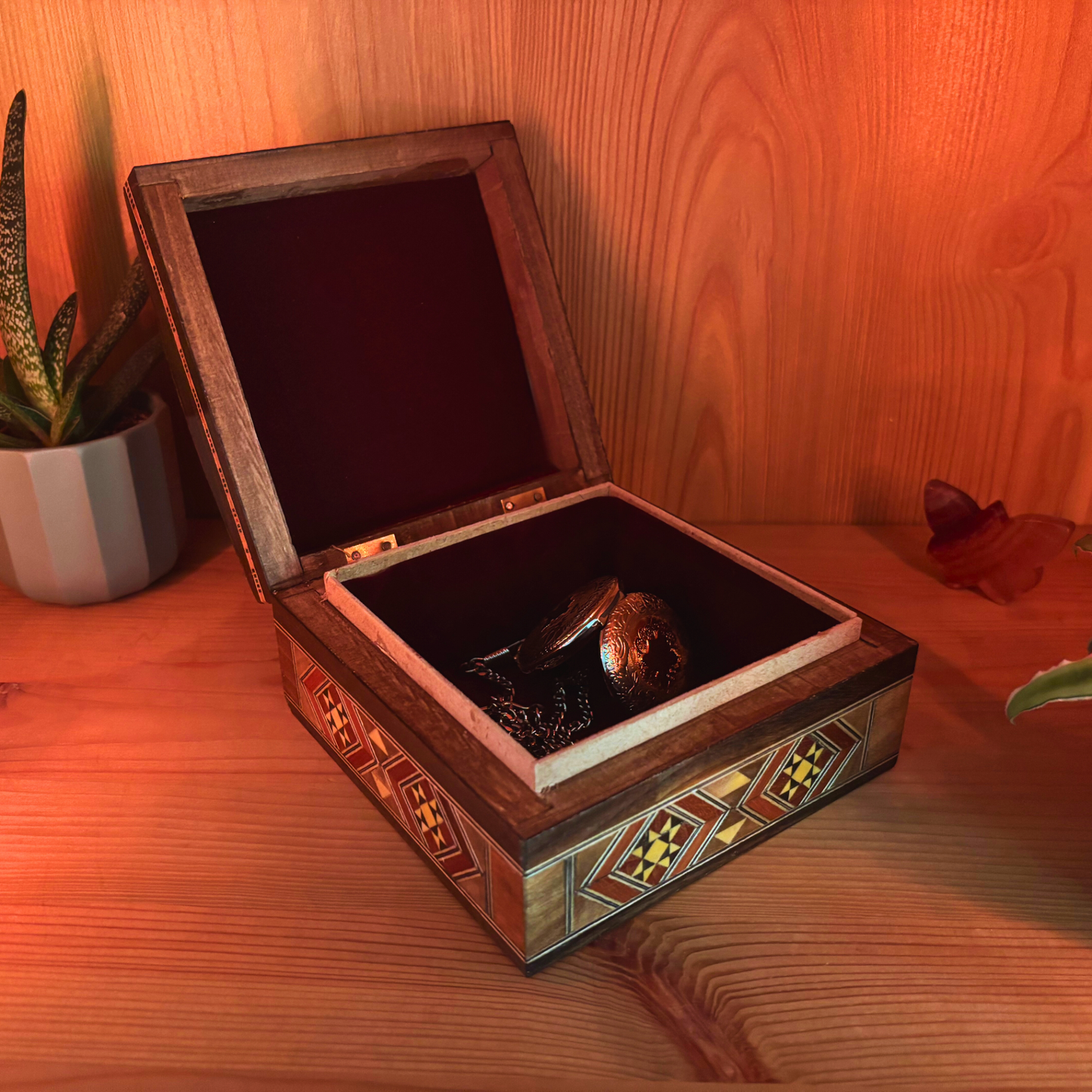 Caixa de Joias Damasquina – Feita à Mão com Madrepérola