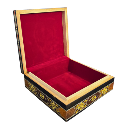 Caja de Mosaico Damasceno Hecha a Mano – Nácar y Terciopelo