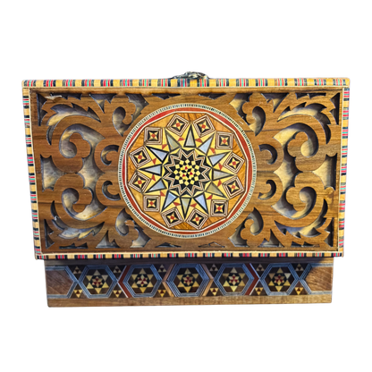 Caja de Mosaico Damasceno Hecha a Mano – Nácar y Talla Artesanal