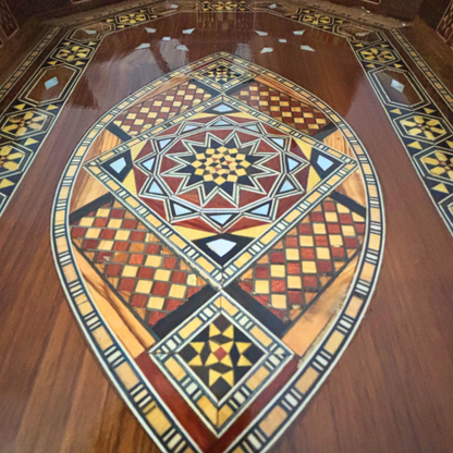 Bandeja Damasquina de Madera – Nácar & Acabado Nogal