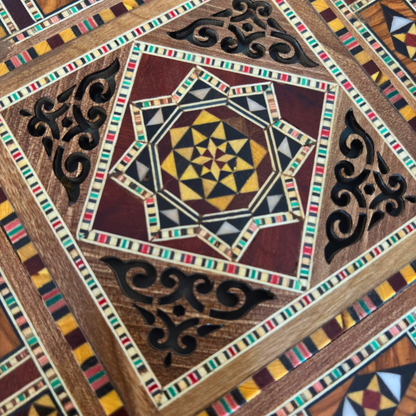 صندوق موزاييك دمشقي – تحفة فنية يدوية للمجوهرات والهدايا