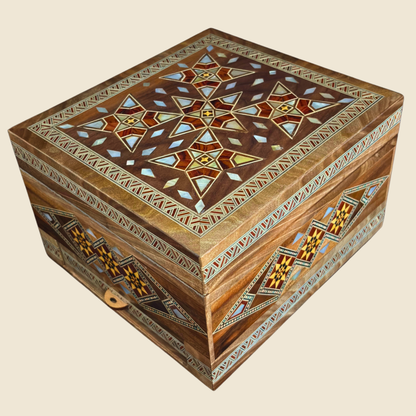Caja de Relojes de Mosaico Damasceno para 6 Relojes – Nácar y Terciopelo