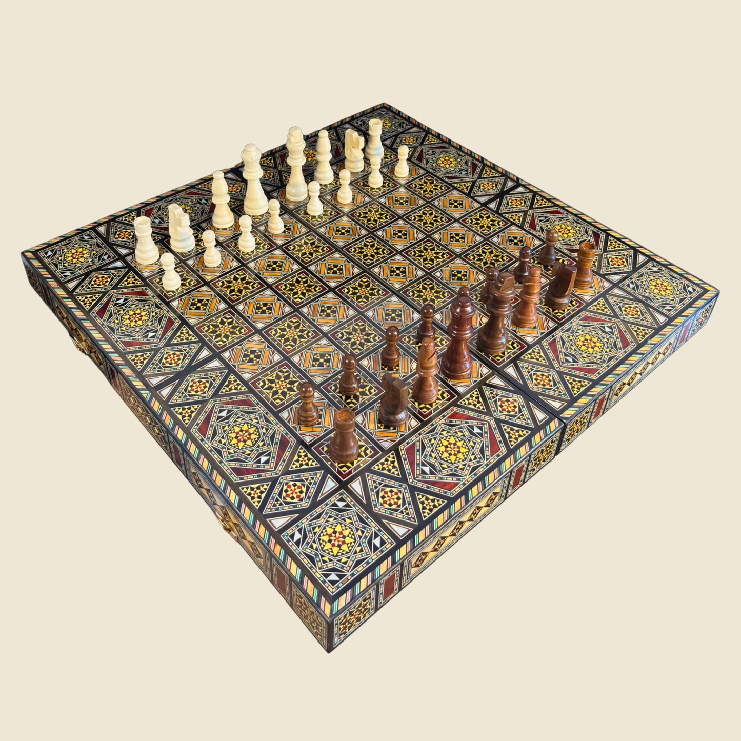 Juego de Ajedrez y Backgammon Patrimonial – Artesanía Damascena en Mosaico