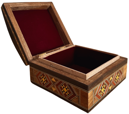 Caja de joyas damasquina – Hecha a mano con incrustaciones de nácar