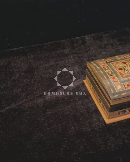 Caja de Mosaico Artesanal de Damasco – Arte Tradicional y Interior de Terciopelo