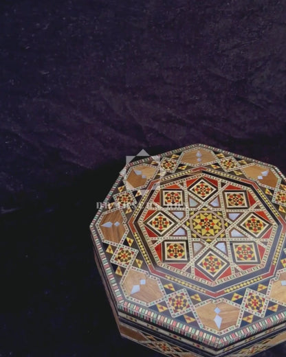 Caja de Mosaico Damasceno Hecha a Mano – Nácar y Terciopelo