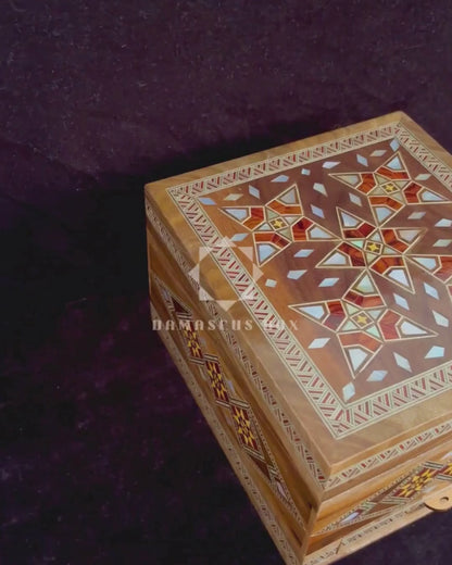 Caja de Relojes de Mosaico Damasceno para 6 Relojes – Nácar y Terciopelo